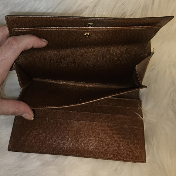 Louis Vuitton Portemonnale Tressor Wallet (GUC) - Picture 10 of 16